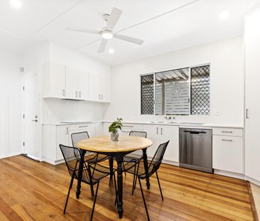 Rooming Accommodation – Furnished Room for Rent, Utilities Included... - Photo 2