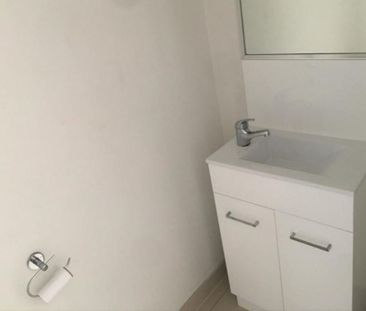 Comfortable Two-Bedroom Living in Convenient Epping! - Photo 5