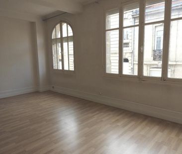 Location Appartement 3 pièces 81m² BORDEAUX 33000 - Photo 1