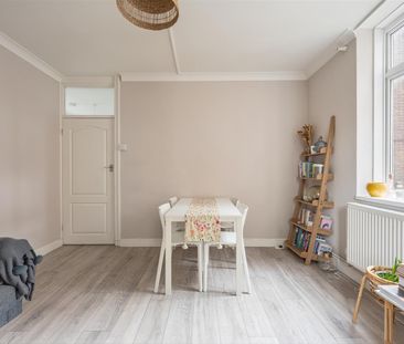 Shacklewell Lane , E8 2EQ - Photo 3