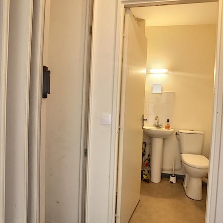 Location Appartement 1 pièce 24m² CREPY EN VALOIS 60800 - Photo 4