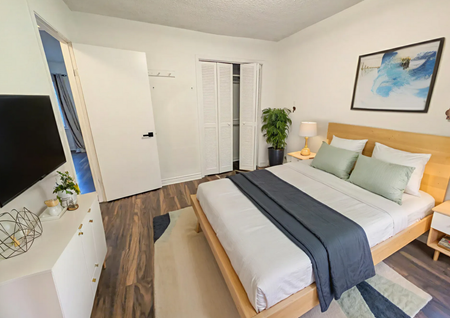 2 Bedroom House with Fully Finished Basement in St. Catharines! - Photo 5