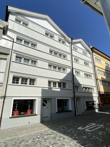 Charmante 3.0-Zi-Wohnung im Zentrum. Preiswert! Hell. Renoviert. 3.0-Zimmer in stilvollem Haus! - Foto 3