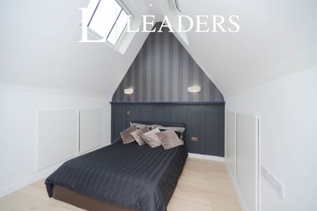 2 bedroom apartment to rent Preston Road - Photo 2