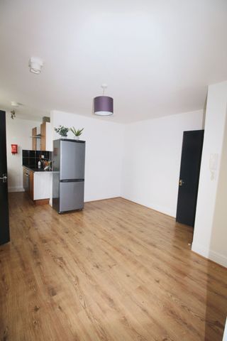 Flat B, 23 Witham Road Woodhall Spa, Lincoln, Lincolnsire, LN10 6RW - Photo 3