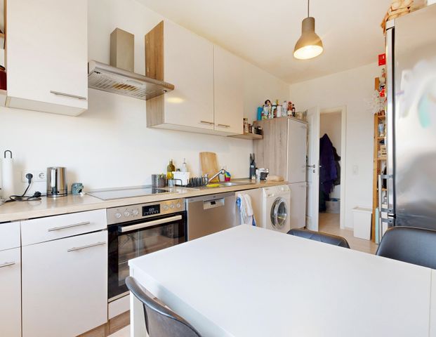IMMOPARTNER - Große Wohnung mit Altbauflair - Photo 1