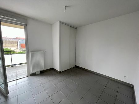 Location Appartement 2 pièces 42m² ALBI 81000 - Photo 2