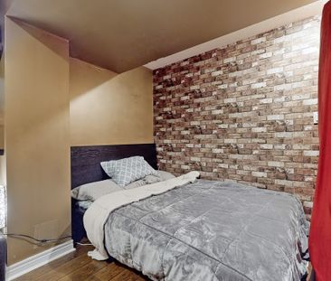 For Lease - 5861 Tenth Line, Mississauga, Ontario - Photo 3