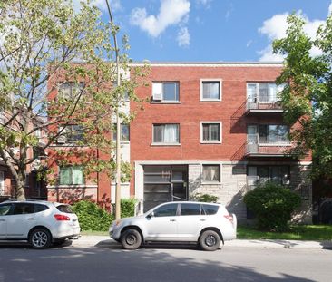 3250 Van Horne Street - Photo 4