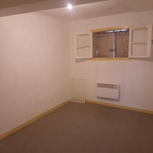 Location Appartement 2 pièces 29m² LORGUES 83510 - Photo 2