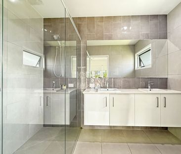 Spacious Family Home with Pool & Premium Features - Photo 2