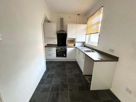 2 bedroom property to rent - Photo 4