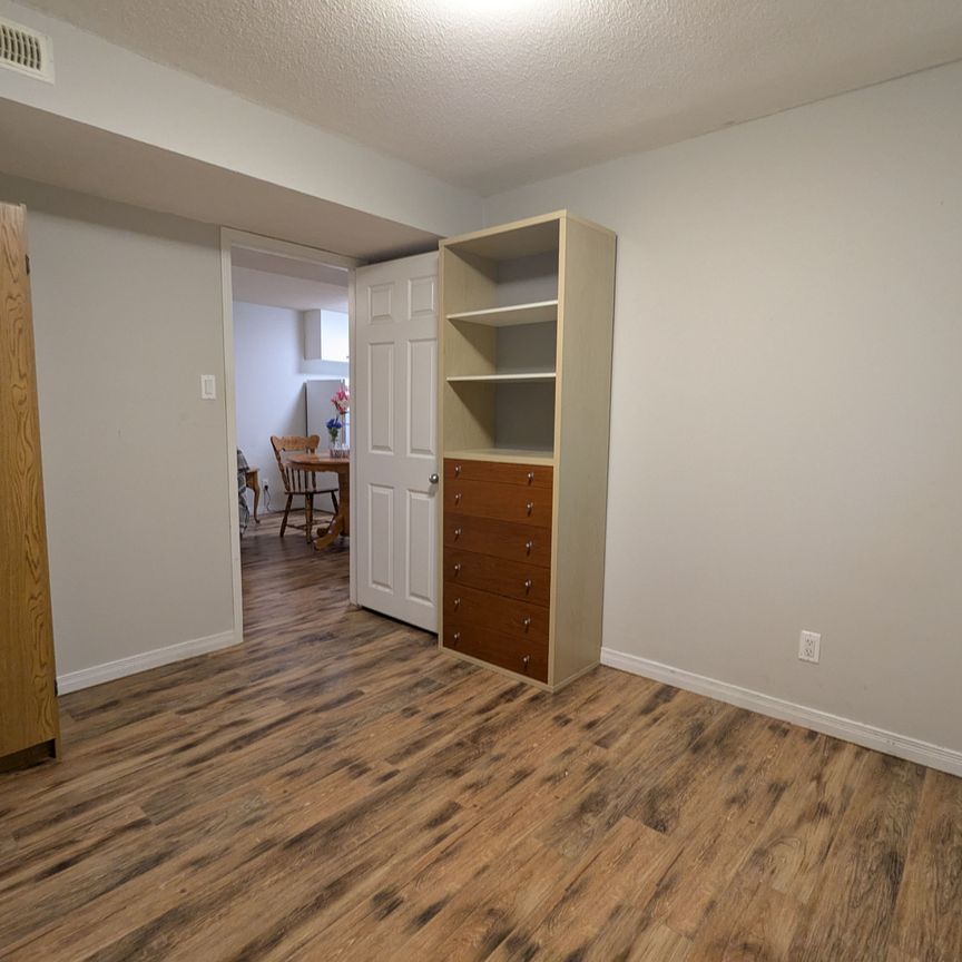 For Lease - 6053 Leeside Crescent Unit# BSMT, Mississauga, Ontario - Photo 1