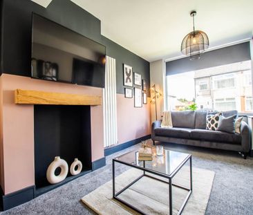 Primrose Crescent (room 2), Halton, Leeds - Photo 1