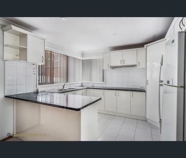 54 BOMBALA STREET, Pendle Hill, NSW 2145 - Photo 6