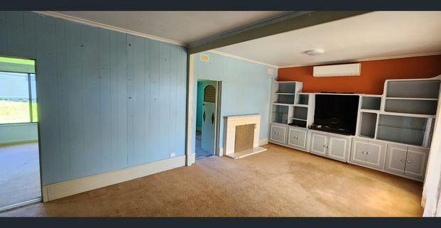 Basic 3-bedroom home - Photo 1