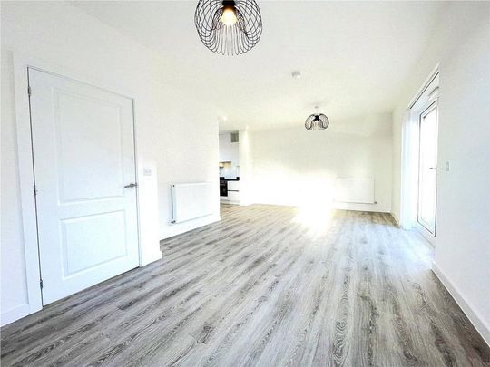 3 bedroom end of terrace house to rent - Photo 1