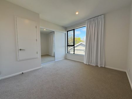 Unit 6, 192 Hills Road, Edgeware, Christchurch - Photo 2