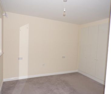 2 bedroom semi-detached house to rent - Photo 1