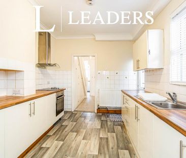 3 bedroom terraced house to rent - Photo 6