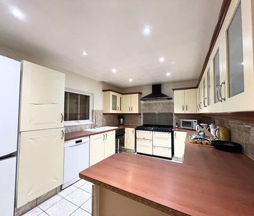 4 bedroom property to rent - Photo 6