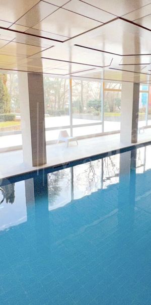 LARGE 4-PIECE - FURNISHED-CROSSING WITH 2 LARGE BALCONIES - PARK - 2X POOLS & SPA - Photo 1