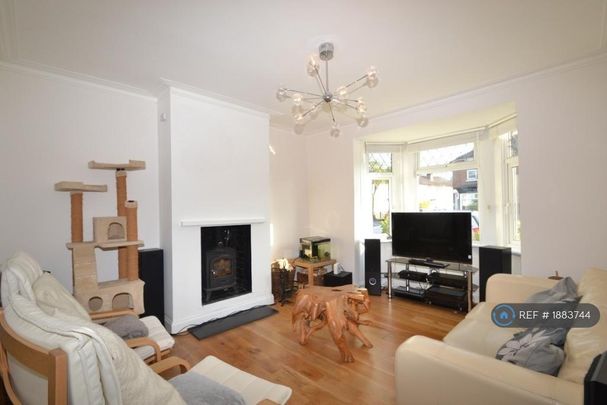 2 bedroom terraced house to rent - Photo 1