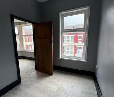 1 Bed Flat, Hothfield Road, CH44 - Photo 1