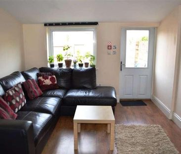 Westend Terrace, Gloucester, GL1 - Photo 1