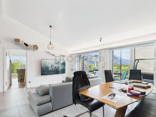 Modern 3.5-room penthouse apartment in the Sargans region (SG) - Photo 1
