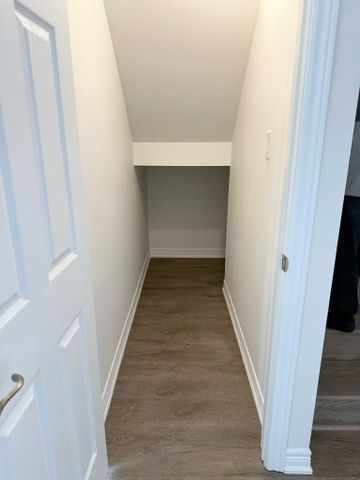 For Lease - 22 Robert Eaton Avenue, Markham, Ontario - Photo 2