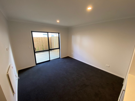 2b/61 Albert Street, Hamilton East — - Photo 4