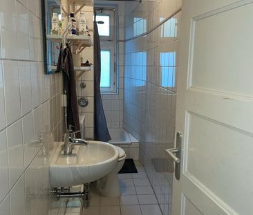 Schöne Altbauwohnung in Eppendorf mit zwei Balkonen - Photo 1