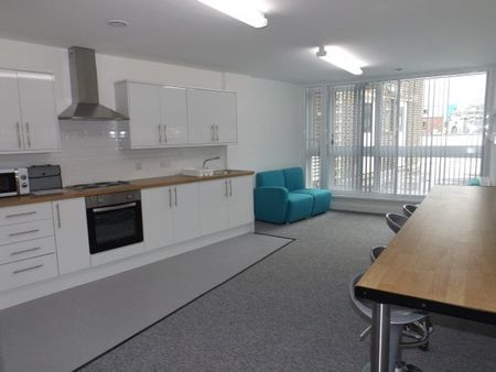 Guildhall Walk, Southsea - Photo 2