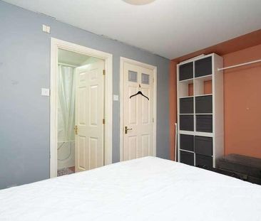 Byewaters, Wd, Watford, WD18 - Photo 6