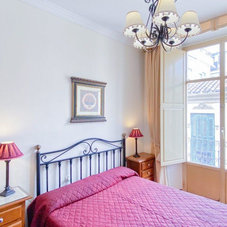 Piso de alquiler en Centro Histórico - Photo 1