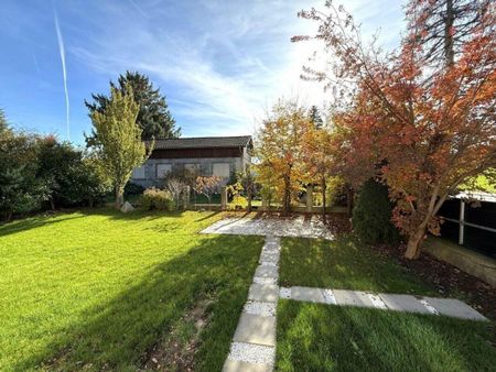 Moderne 5.5-Zimmer-Wohnung mit Garten - stilvolles Wohnen in Affelt... - Foto 3