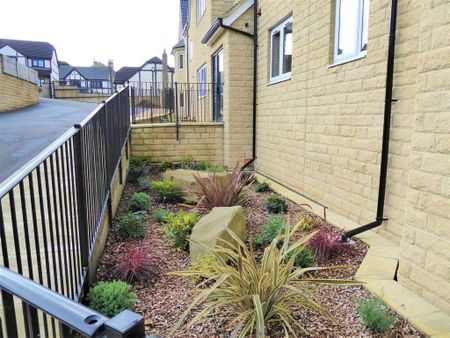 2 bedroom apartment to rent - Photo 5