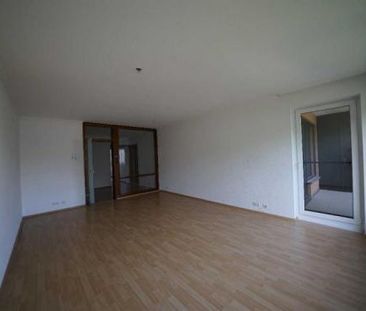 Ratingen-Ost: Helle 3-Zimmer-Wohnung mit Loggia und Garagen-Stellpl... - Photo 5