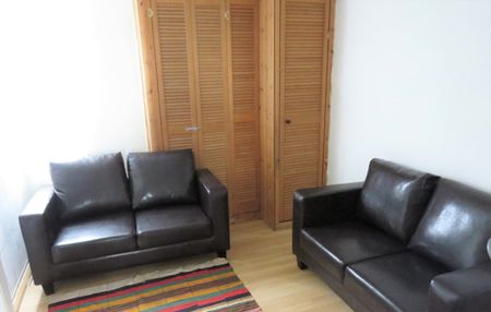 5 Bed Terraced House, Montreal Road, BN2 - Photo 2