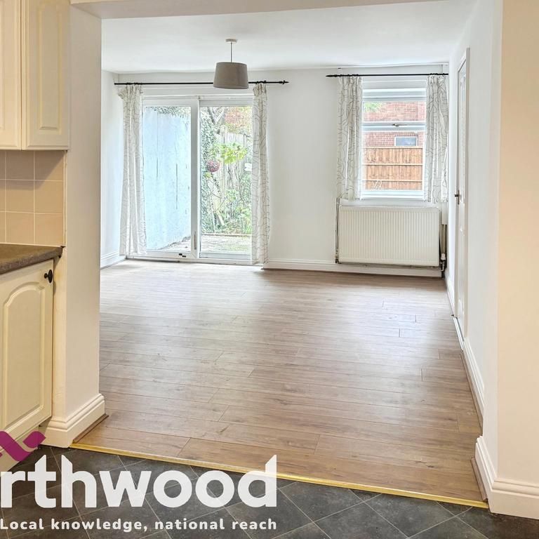 3 bedroom terraced house to rent - Photo 1