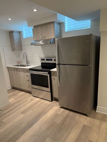 For Lease - 8 Church Street, Vaughan, Ontario - Photo 5