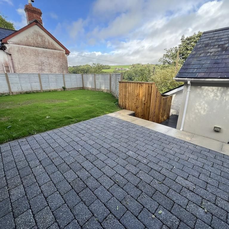 2 bedroom house to rent - Photo 1