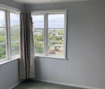 Cul-de-Sac living - Photo 2