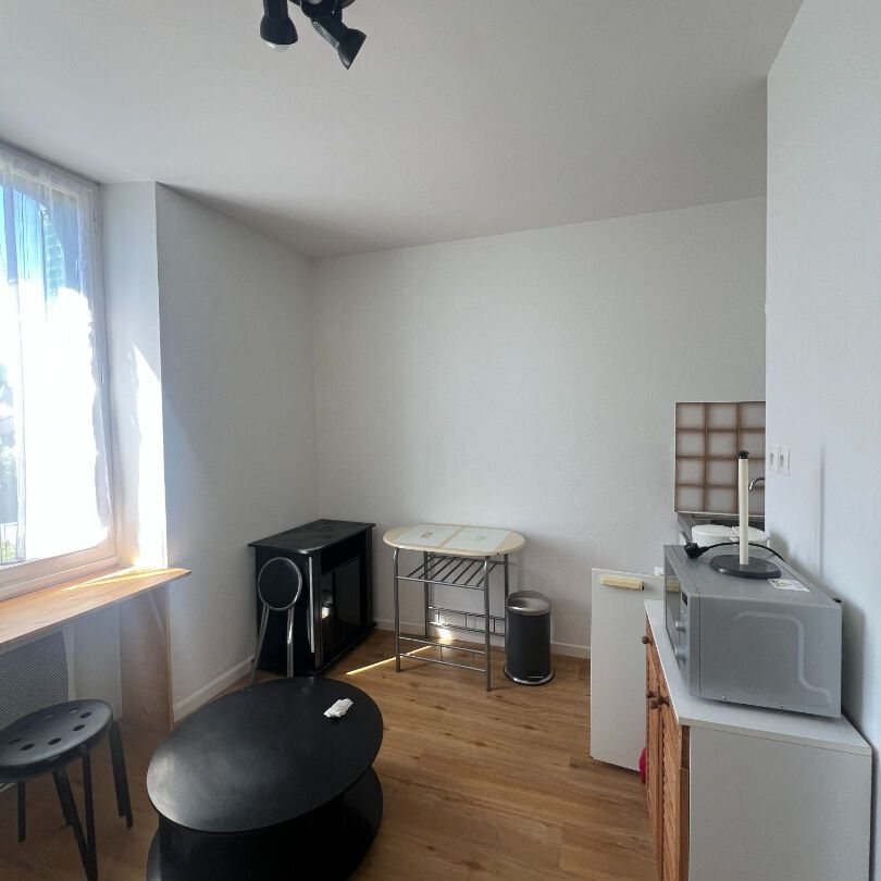 Location Appartement 1 pièce 14m² RENNES 35000 - Photo 1
