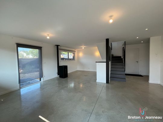 Location Maison 6 pièces 118m² - Photo 1