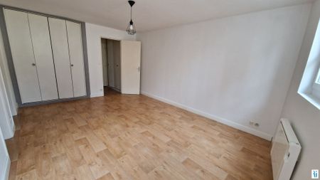 Location Appartement 3 pièces 58m² ROUEN 76000 - Photo 3