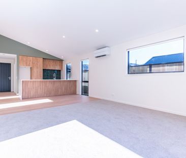 Comfortable and convenient 3 bedroom home. - Photo 1