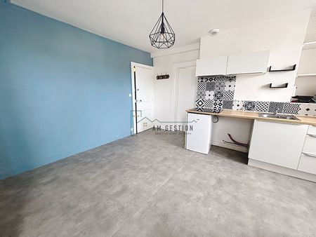 Location Appartement 2 pièces 36m² - Photo 3