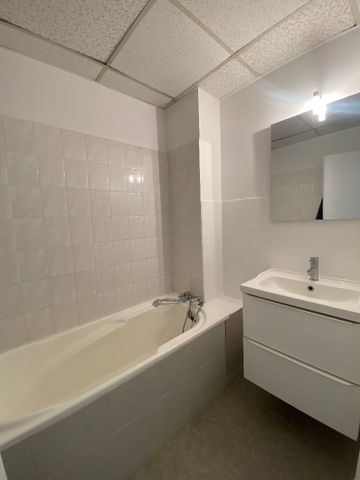 Location Appartement 2 pièces 41m² - Photo 4